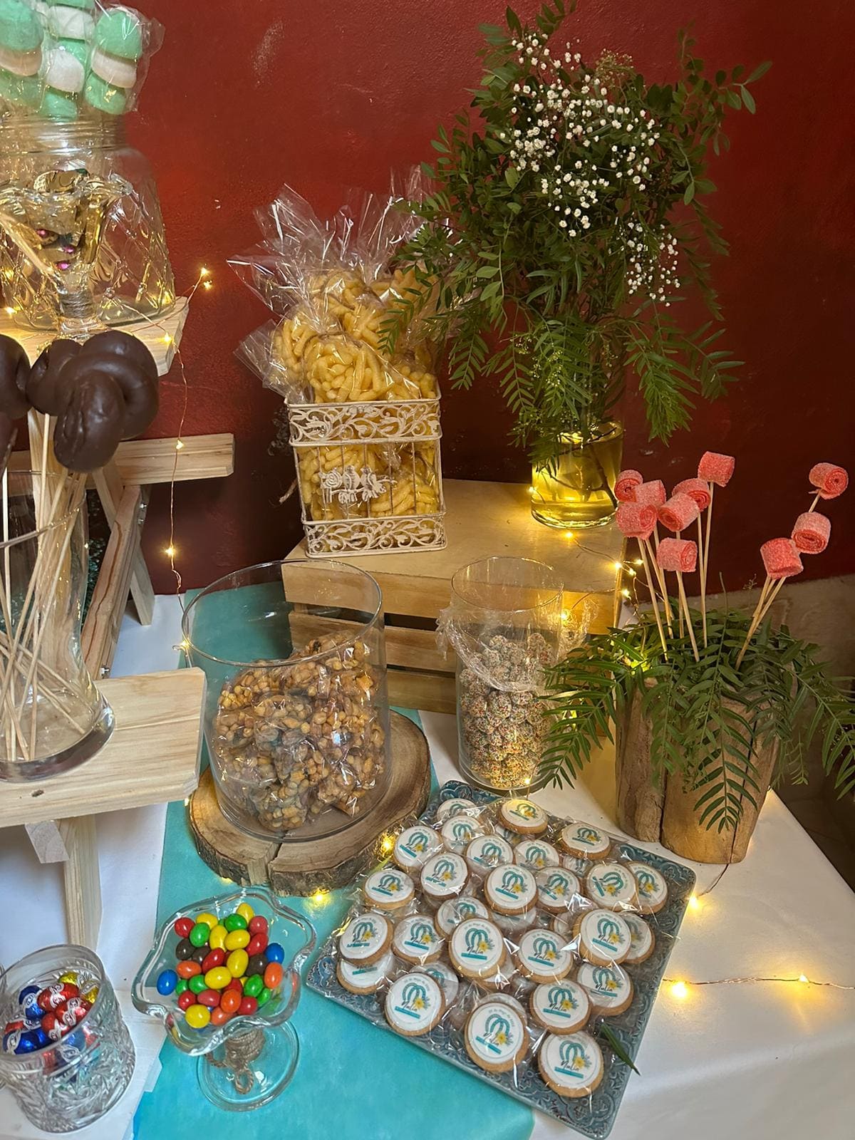 Mesa de chuches para comunión